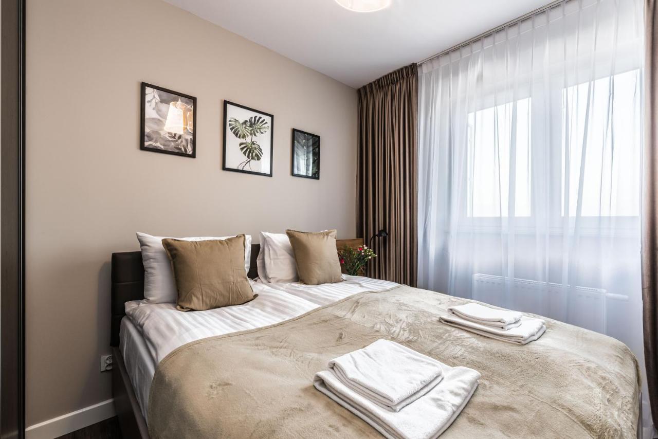 Rent Like Home - Slonimskiego 15 Vratislav Exteriér fotografie