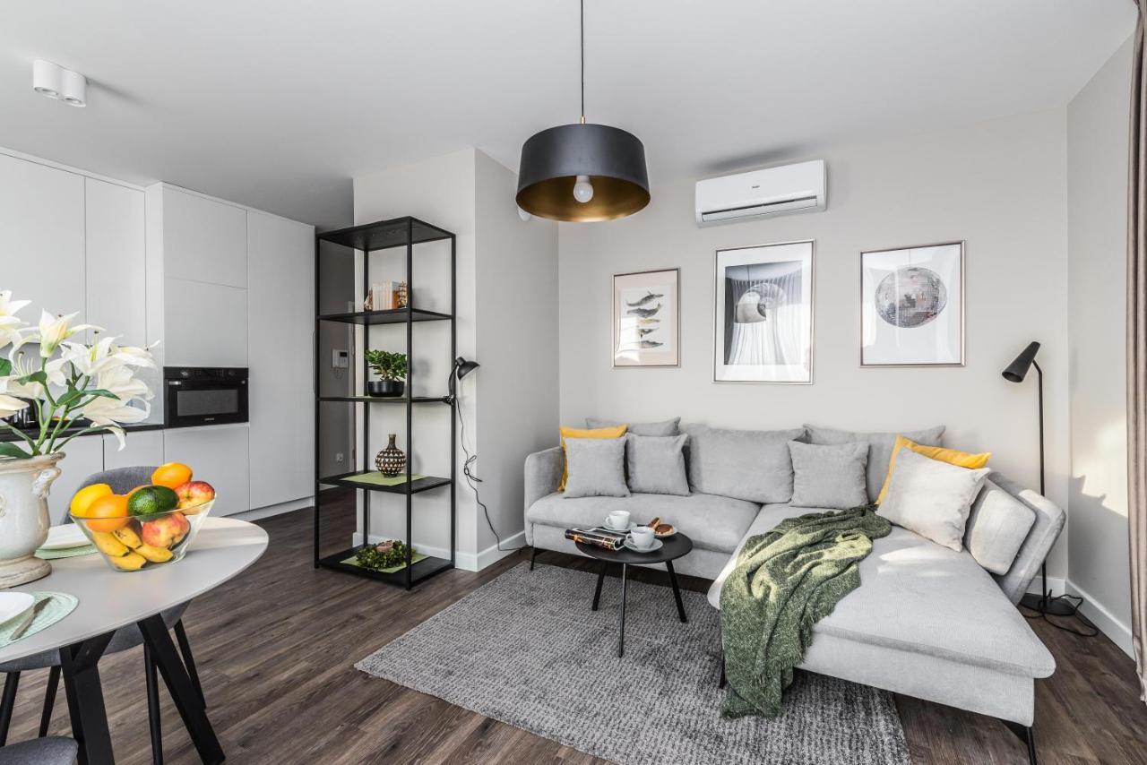 Rent Like Home - Slonimskiego 15 Vratislav Exteriér fotografie